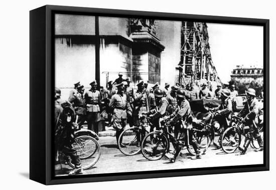 German Soldiers Marching Past the Arc De Triomphe, Paris, 14 June 1940-null-Framed Stretched Canvas