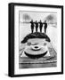 German Soldiers Saluting the Tomb of the Unknown Soldier, Paris, December 1940-null-Framed Photographic Print