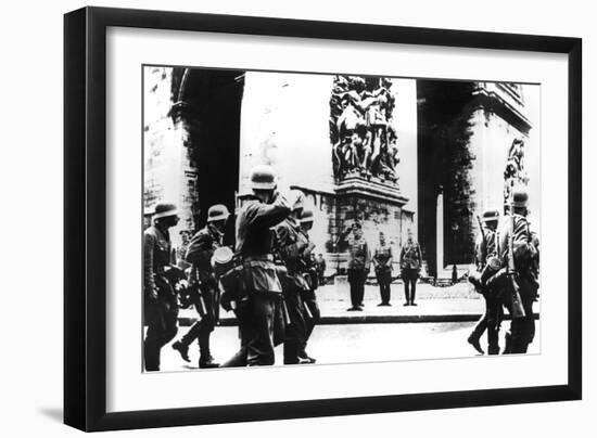 German Troops Marching Past the Arc De Triomphe, Paris, 14 June 1940-null-Framed Photographic Print