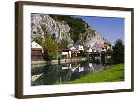 Germany, Bavaria, Lower Bavaria, AltmŸhltal (Valley), Essing, Old, Bridge, River, Landscape-Udo Siebig-Framed Photographic Print