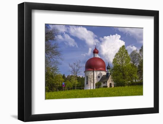 Germany, Bavaria, Upper Bavaria, Pfaffenwinkel, Osterseen, Iffeldorf, Heuwinklkapelle-Udo Siebig-Framed Photographic Print