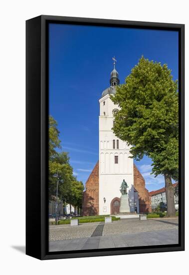 Germany, Brandenburg, Spreewald, LŸbben, Church, Evening, Paul-Gerhardt Monument-Chris Seba-Framed Stretched Canvas
