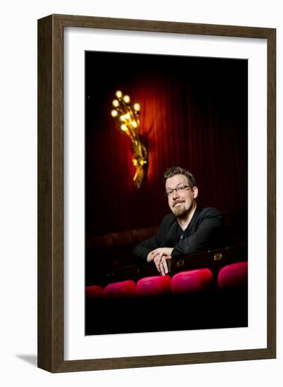 Germany, Hamburg, St. Pauli, Reeperbahn, Schmidt Theater, Employee-Ingo Boelter-Framed Photographic Print