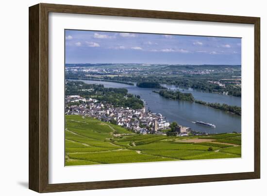 Germany, Hesse, Rheingau (Region), RŸdesheim Am Rhein (Town), View of the Town with Vineyards-Udo Siebig-Framed Photographic Print