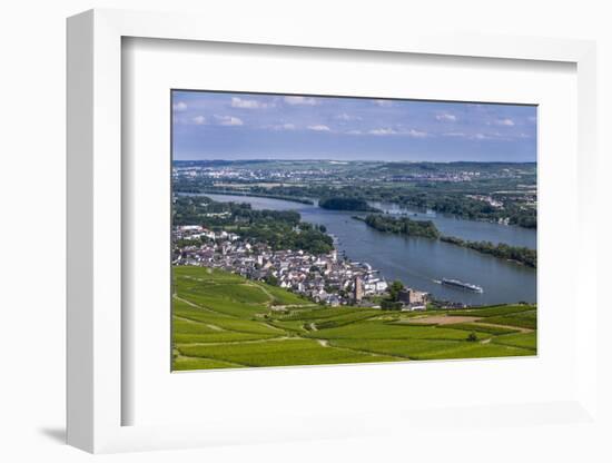 Germany, Hesse, Rheingau (Region), RŸdesheim Am Rhein (Town), View of the Town with Vineyards-Udo Siebig-Framed Photographic Print