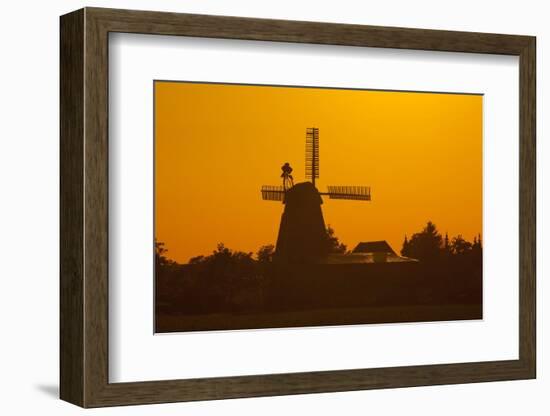 Germany, Lower Saxony, Barsinghausen, Wichtringhausen, Windmill, Sunset-Chris Seba-Framed Photographic Print