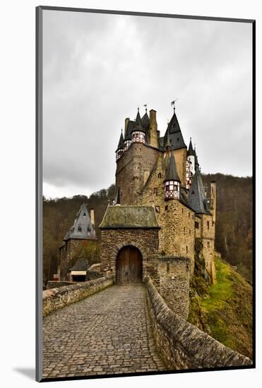 Germany, Rhineland-Palatinate, Cochem, Eltz Castle-Hollice Looney-Mounted Photographic Print