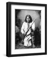 Geronimo (1829-1909)-null-Framed Premium Photographic Print