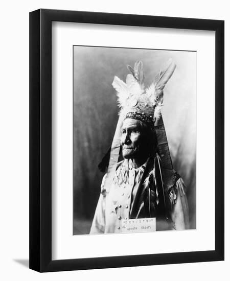 Geronimo (1829-1909)-Warren Mack Oliver-Framed Photographic Print