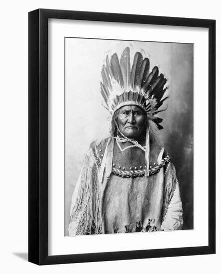 Geronimo (1829-1909)-Aaron Canady-Framed Photographic Print