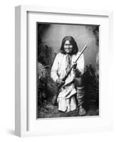 Geronimo (1829-1909)-null-Framed Photographic Print