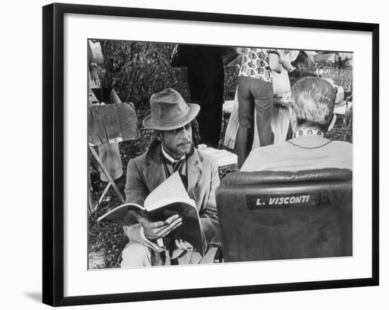 Giancarlo Giannini and Luchino Visconti on the Set of the Innocent-Marisa Rastellini-Framed Photographic Print