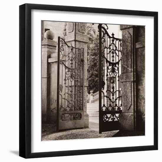 Giardino Lenno-Alan Blaustein-Framed Photographic Print