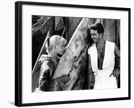 Gidget, Sandra Dee, Cliff Robertson, 1959-null-Framed Photo