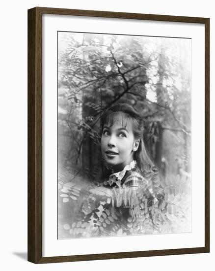 Gigi, Leslie Caron, 1958-null-Framed Photo