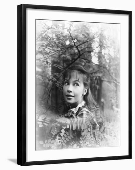 Gigi, Leslie Caron, 1958-null-Framed Photo