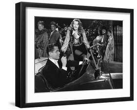 GILDA, 1946 directed by CHARLES VIDOR Rita Hayworth and Glenn Ford (b/w photo)-null-Framed Photo