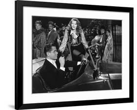GILDA, 1946 directed by CHARLES VIDOR Rita Hayworth and Glenn Ford (b/w photo)-null-Framed Photo