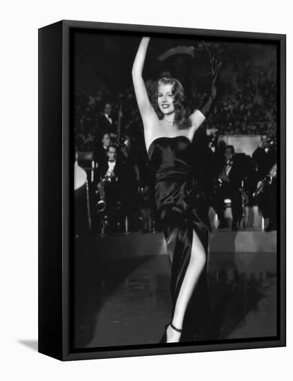 GILDA, 1946 directed by CHARLES VIDOR Rita Hayworth (b/w photo)-null-Framed Stretched Canvas