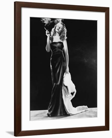 GILDA, 1946 directed by CHARLES VIDOR Rita Hayworth (b/w photo)-null-Framed Photo