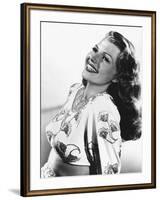 GILDA, 1946 directed by CHARLES VIDOR Rita Hayworth (b/w photo)-null-Framed Photo