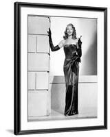 GILDA, 1946 directed by CHARLES VIDOR Rita Hayworth (b/w photo)-null-Framed Photo