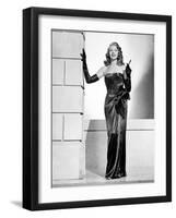 GILDA, 1946 directed by CHARLES VIDOR Rita Hayworth (b/w photo)-null-Framed Photo