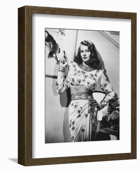 Gilda, Rita Hayworth, 1946-null-Framed Photographic Print