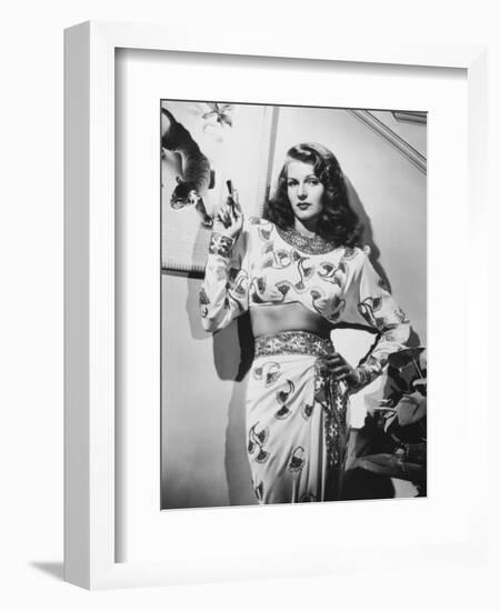 Gilda, Rita Hayworth, 1946-null-Framed Photographic Print