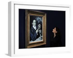 Giovanna Bertazzoni Poses for Photographers in Front of 1903 Pablo Picasso's "The Absinthe Drinker"-null-Framed Photographic Print