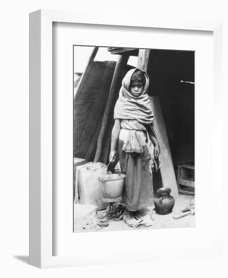 Girl Carrying Water, Mexico, 1927-Tina Modotti-Framed Photographic Print