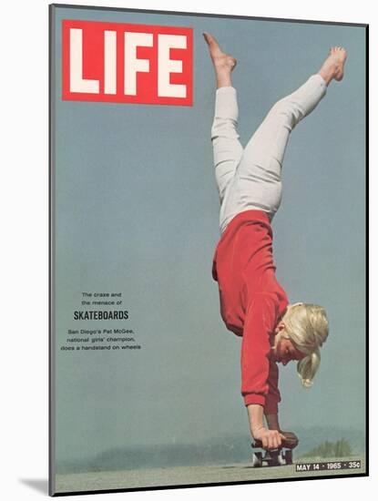 Girl Doing Handstand on Skateboard, May 14, 1965-Bill Eppridge-Mounted Photographic Print