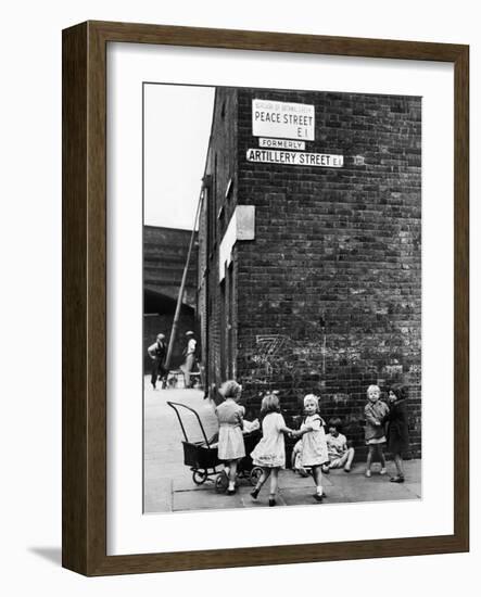 Girls Playing 1939-Staff-Framed Photographic Print