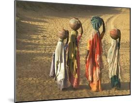 Girls Wearing Sari with Water Jars Walking in the Desert, Pushkar, Rajasthan, India-Keren Su-Mounted Photographic Print