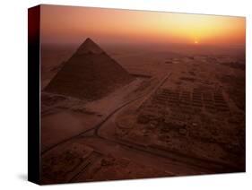 Giza Pyramid, Giza Plateau, Old Kingdom, Egypt-Kenneth Garrett-Stretched Canvas