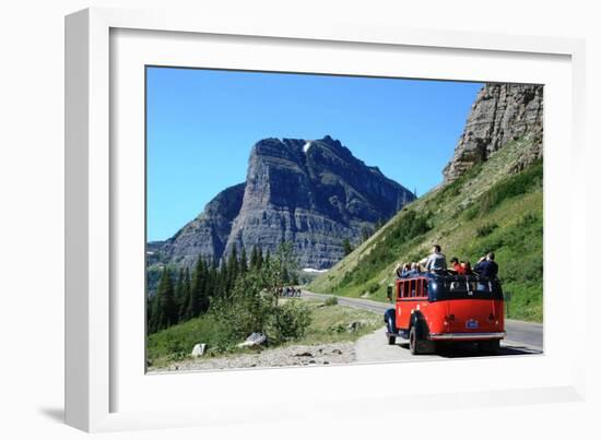 Glacier National Park, Montana - Going-to-the-Sun Road and Red Bus-Lantern Press-Framed Art Print