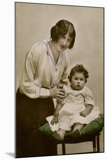 Gladys Cooper with One of Her Children-null-Mounted Photographic Print