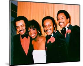 Gladys Knight & The Pips-null-Mounted Photo