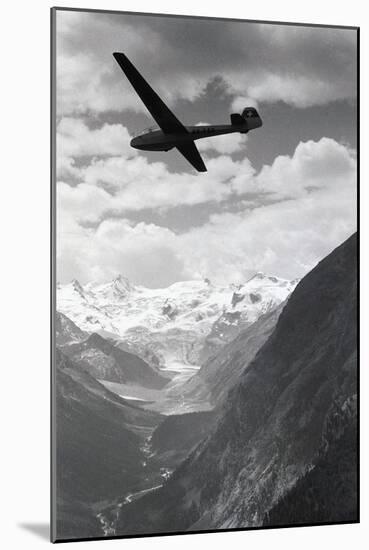 Glider in Mountains-Charles Rotkin-Mounted Photographic Print