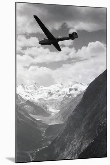 Glider in Mountains-Charles Rotkin-Mounted Photographic Print