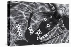 In Summer-Gloria Salgado Gispert-Photographic Print