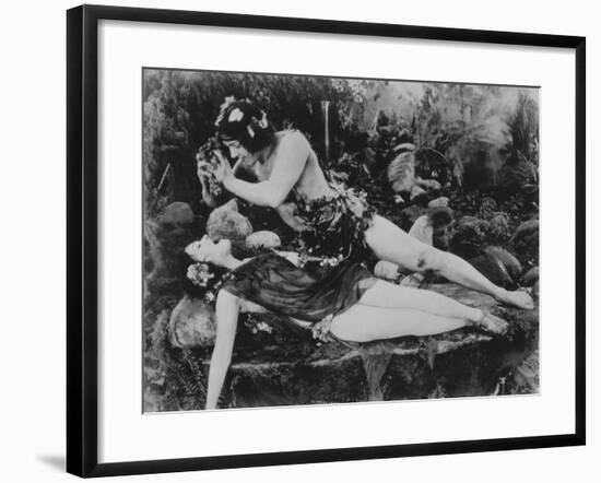 Gloria Swanson, Don't Change Your Husband, 1919-null-Framed Photographic Print