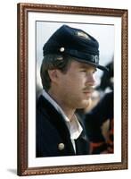 Glory (Pour la gloire) by EdwardZwick with Cary Elwes, 1989 (guerre by Secession) (photo)-null-Framed Photo