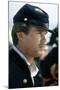 Glory (Pour la gloire) by EdwardZwick with Cary Elwes, 1989 (guerre by Secession) (photo)-null-Mounted Photo
