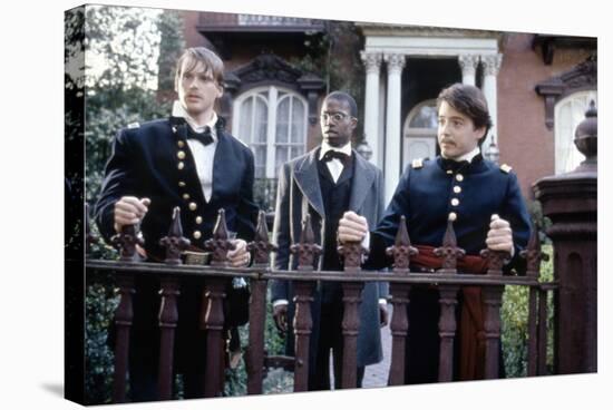 Glory (Pour la gloire) by EdwardZwick with Cary Elwes, Andre Braugher and Matthew Broderick., 1989 -null-Stretched Canvas