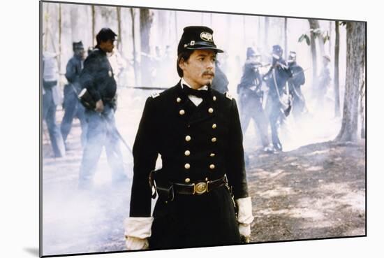 Glory (Pour la gloire) by EdwardZwick with Matthew Broderick, 1989 (guerre by Secession) (photo)-null-Mounted Photo
