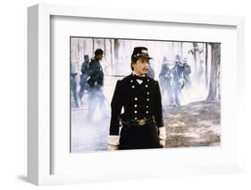 Glory (Pour la gloire) by EdwardZwick with Matthew Broderick, 1989 (guerre by Secession) (photo)-null-Framed Photo