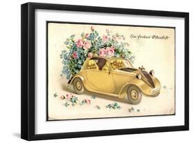 Glückwunsch Ostern, Küken in Einem Oldtimer, Blumen-null-Framed Giclee Print