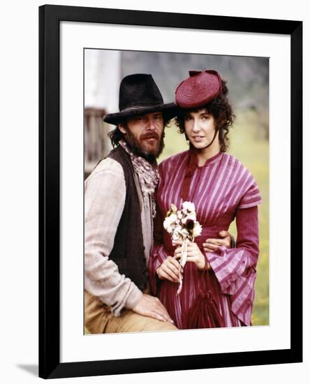 GOIN' SOUTH, 1978 directed by JACK NICHOLSON Jack Nicholson and Mary Steenburgen (photo)-null-Framed Photo