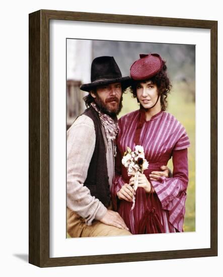 GOIN' SOUTH, 1978 directed by JACK NICHOLSON Jack Nicholson and Mary Steenburgen (photo)-null-Framed Photo